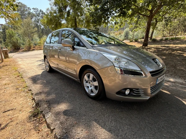 Peugeot 5008 7