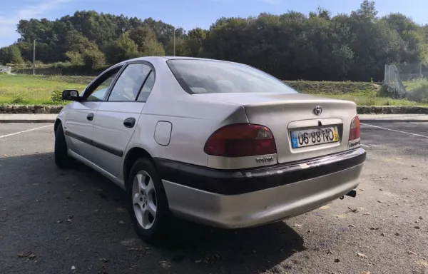Toyota Avensis 5
