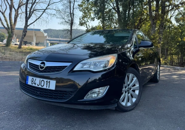 Opel Astra 8