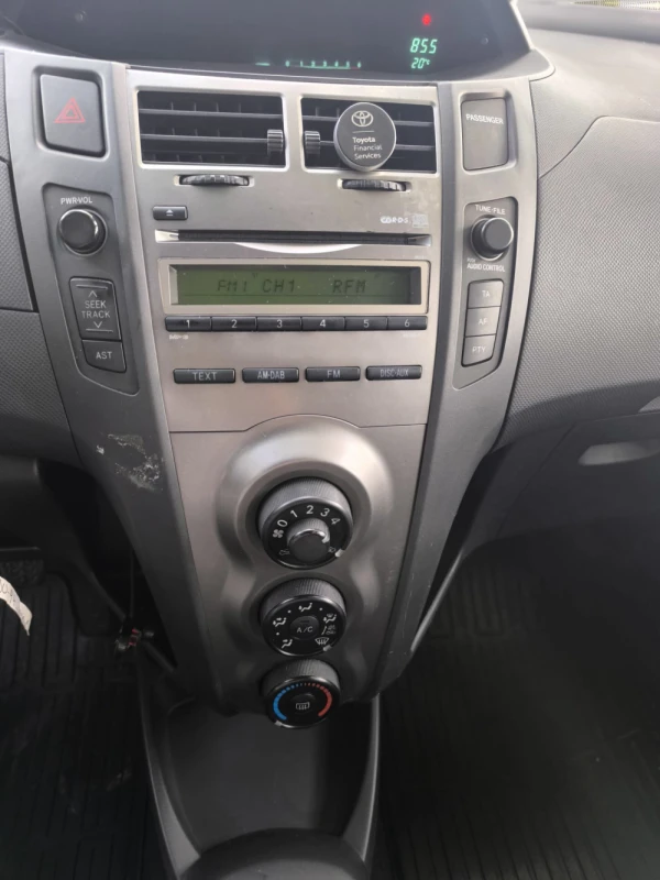 Toyota Yaris 13