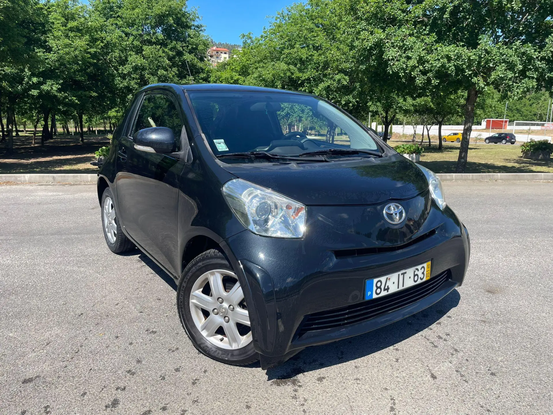 Toyota iQ 2