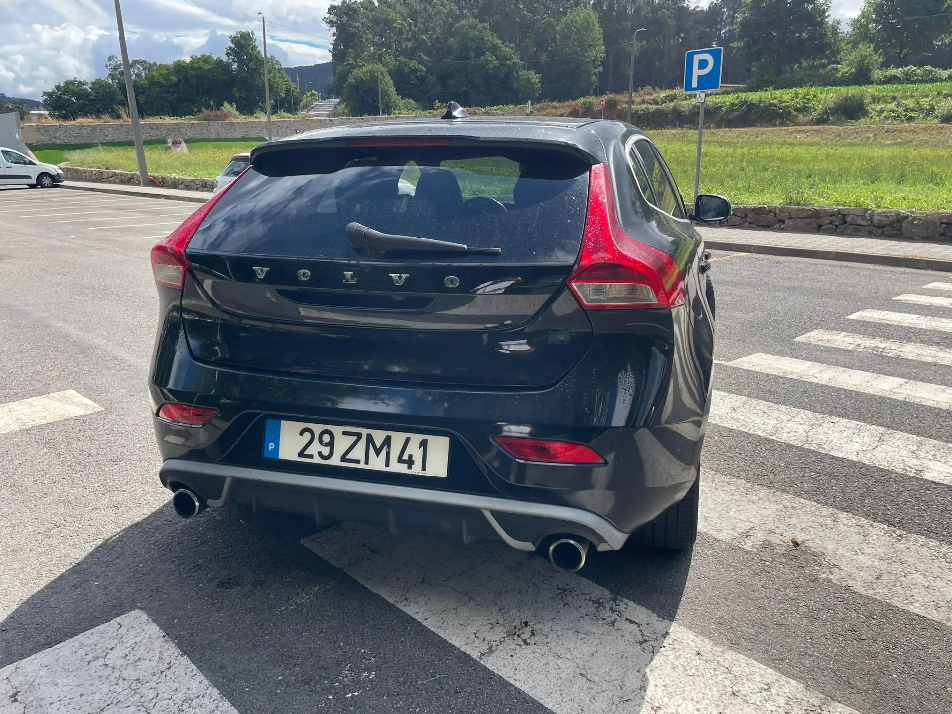 Volvo V40 1.6 D2 R-Design 9