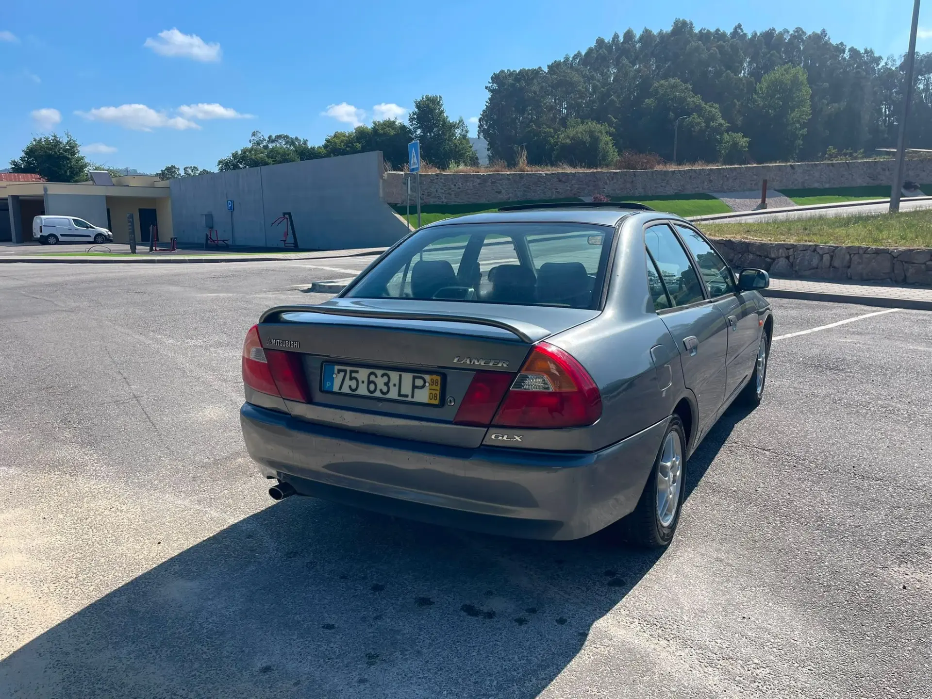 Mitsubishi Lancer 17
