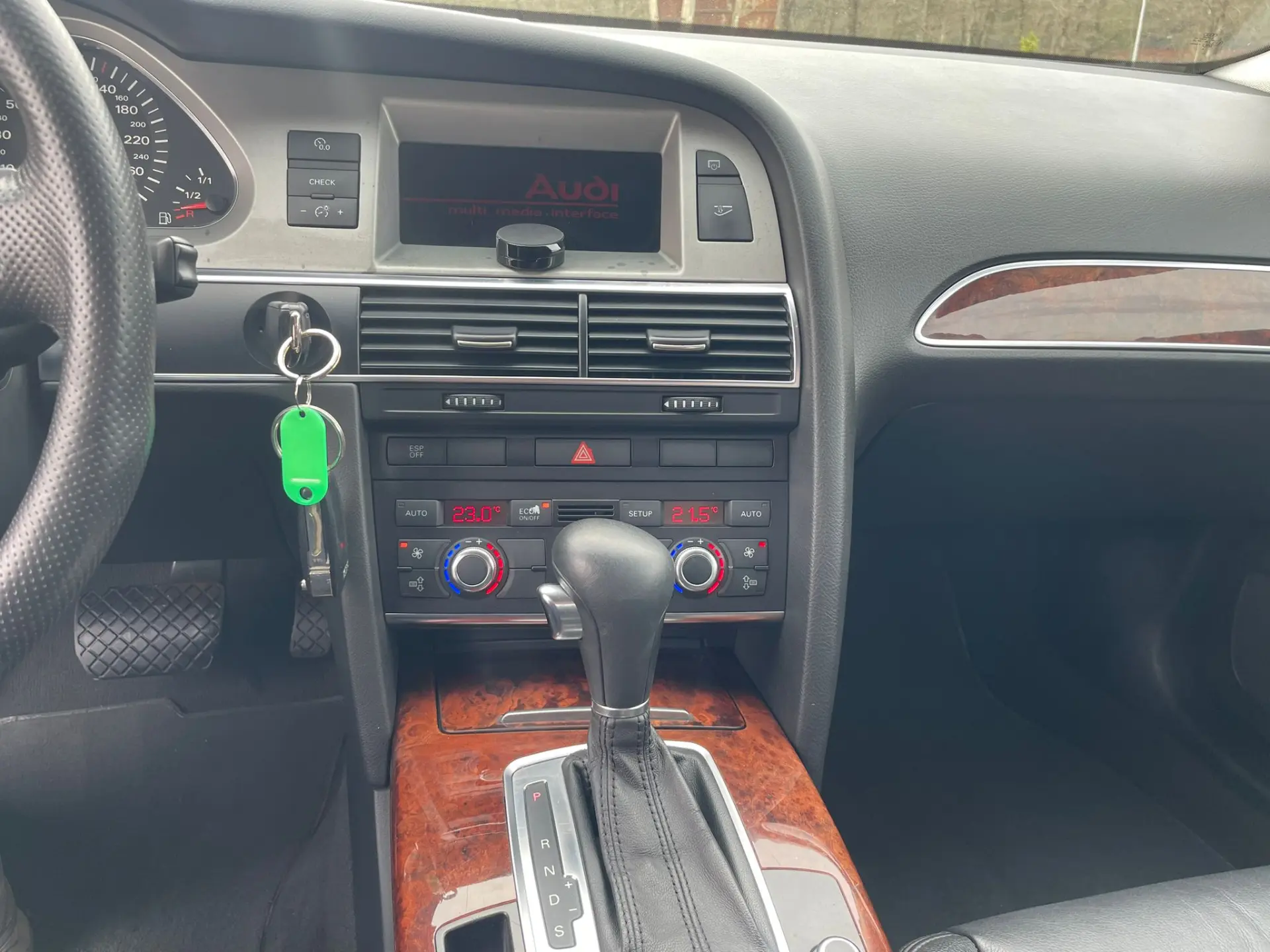 Audi A6 2