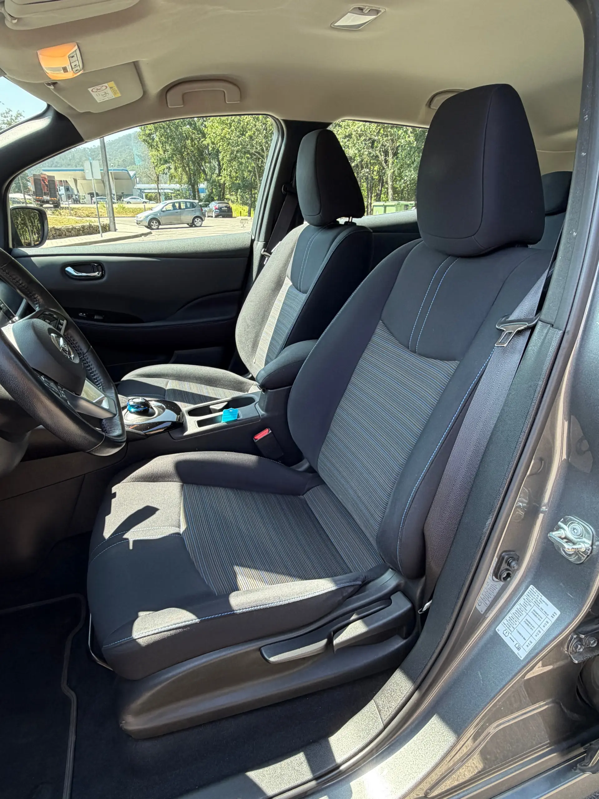 Nissan Leaf 11