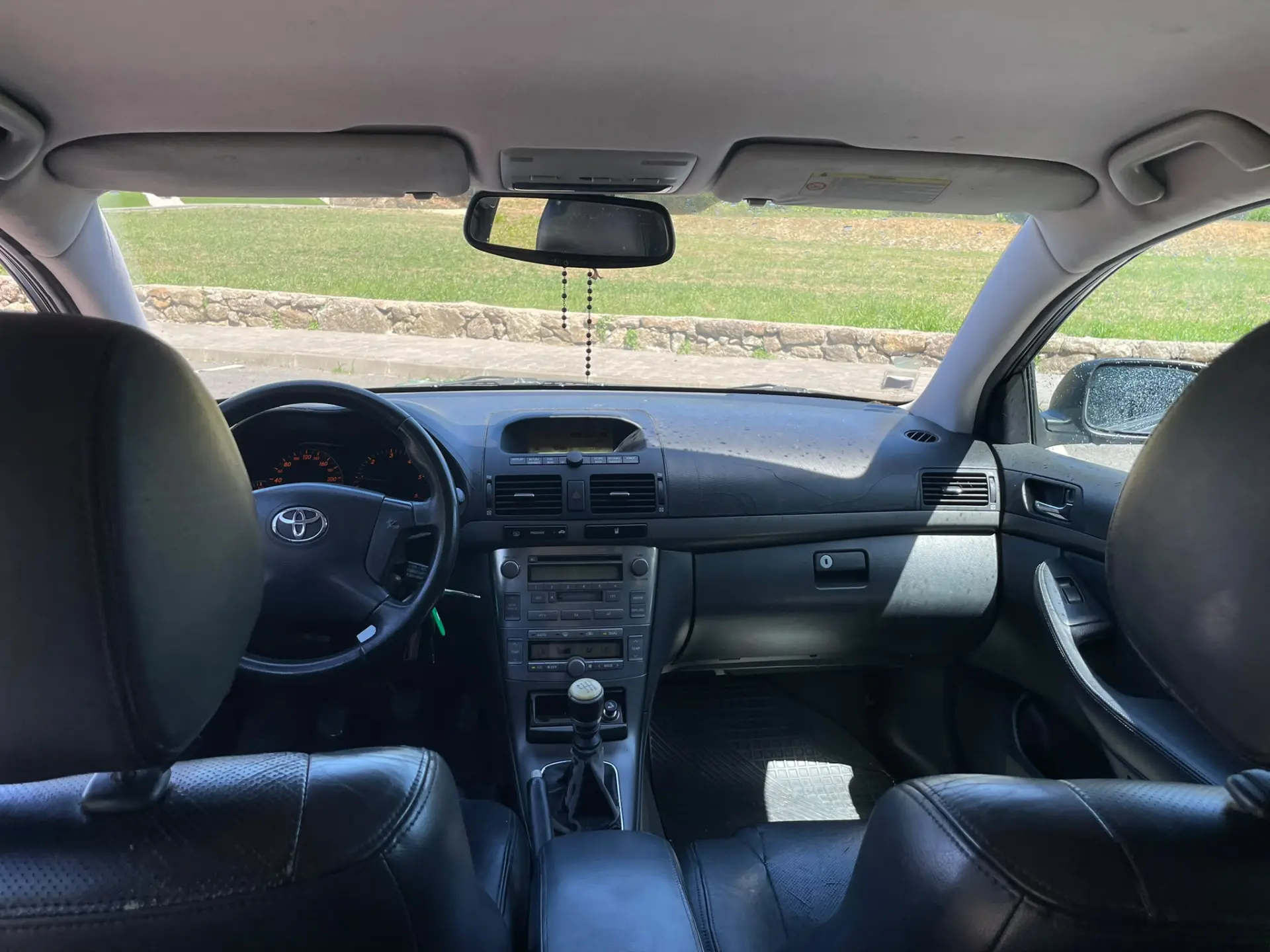 Toyota Avensis 2