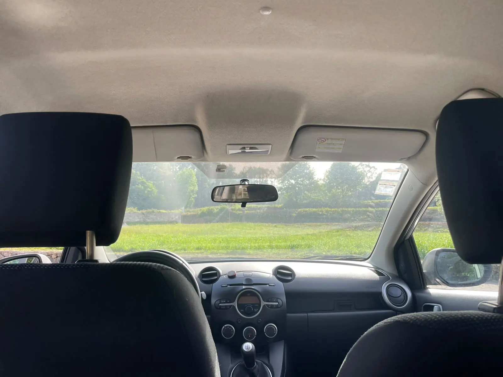 Mazda 2 16
