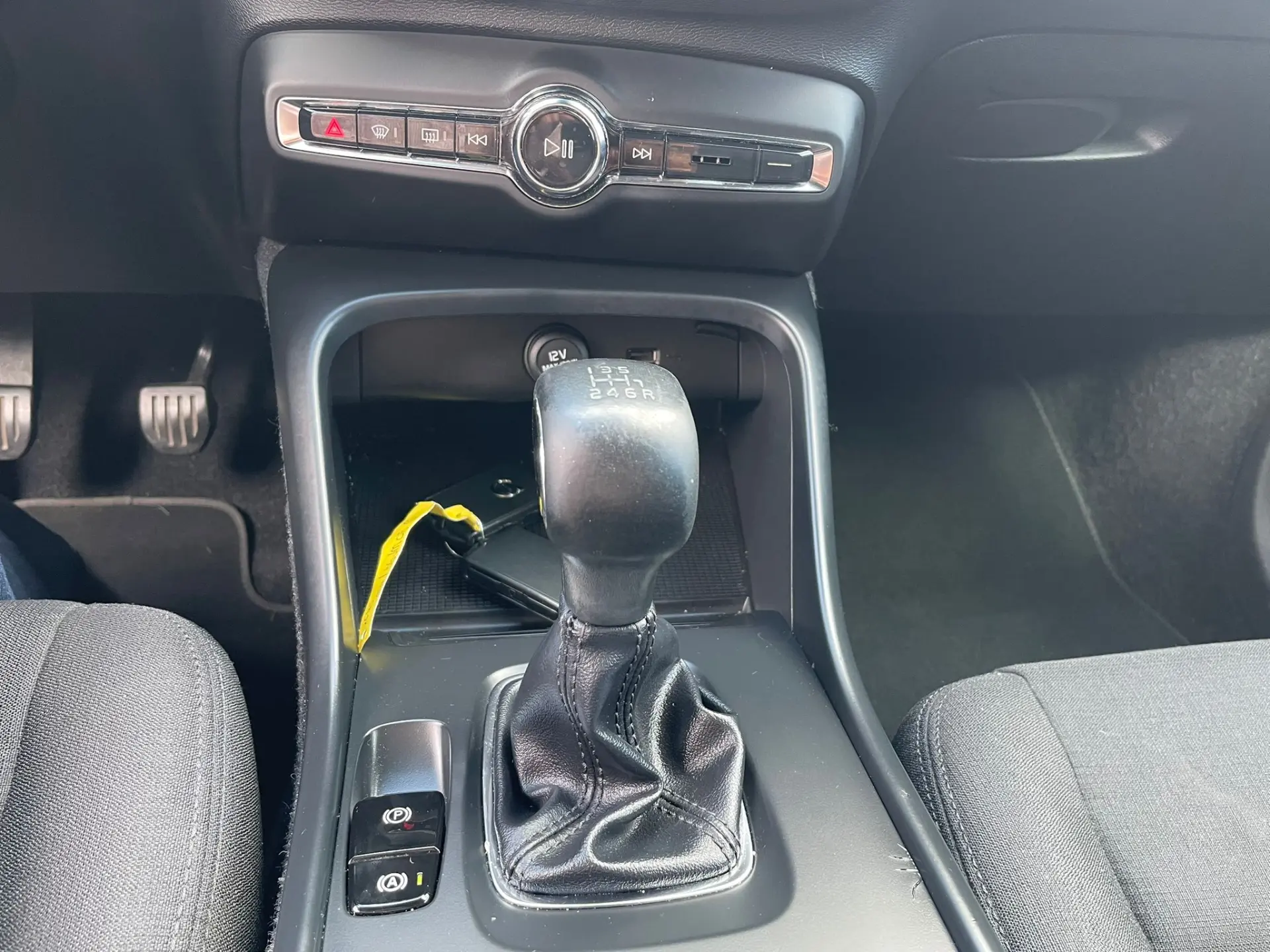 Volvo XC 40 2.0 D3 6