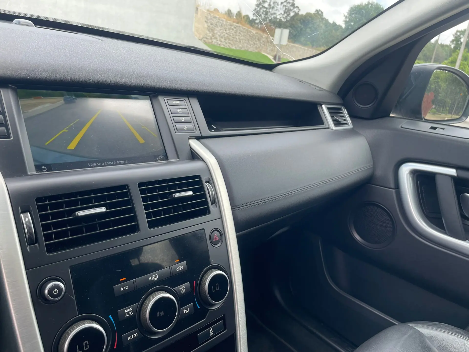 Land Rover Discovery Sport 8