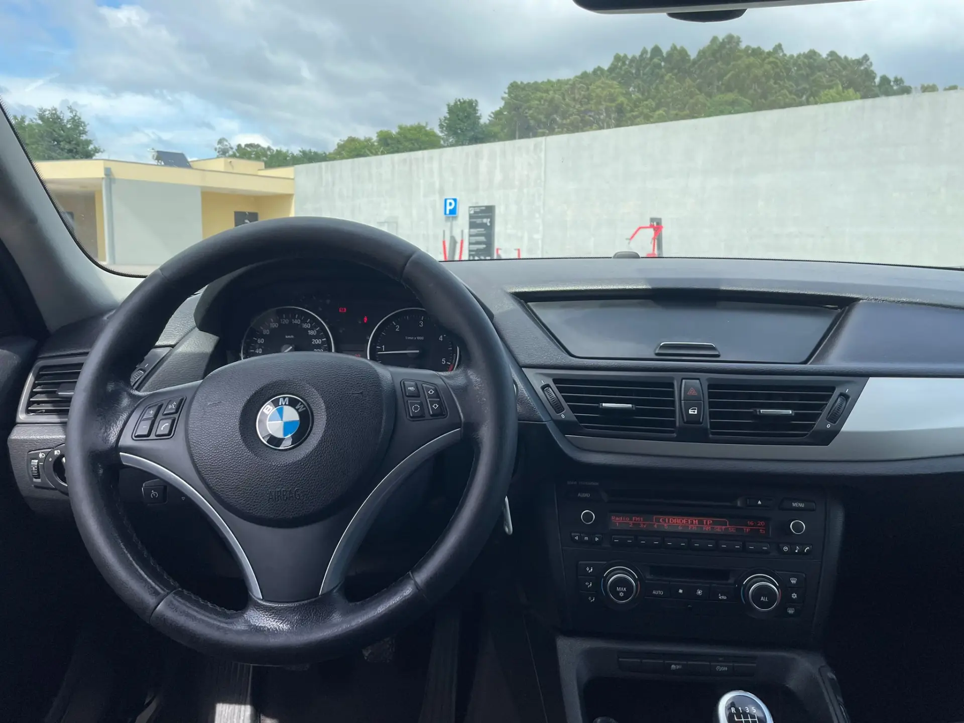 BMW X1 18 d sDrive 8