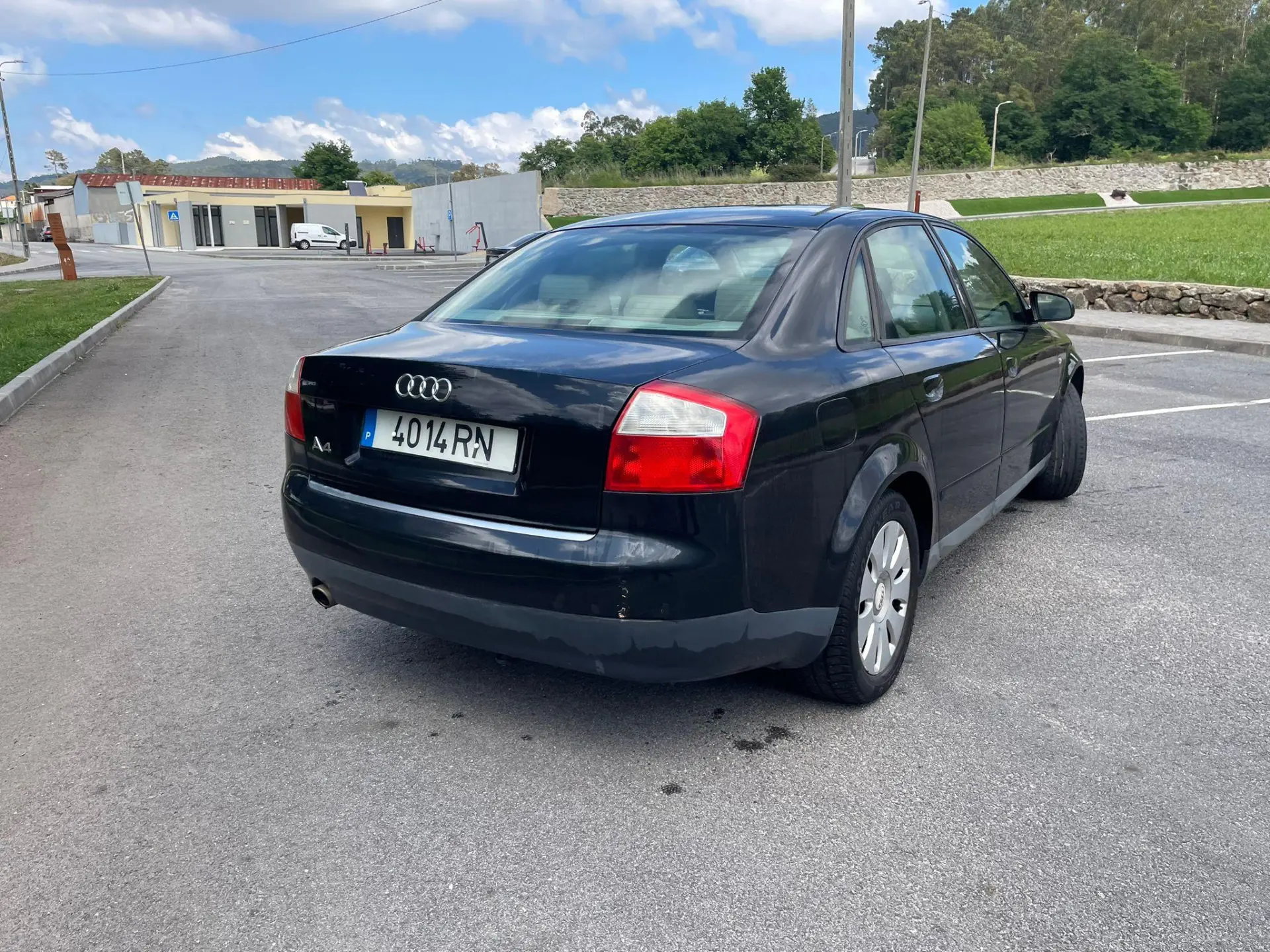 Audi A4 11
