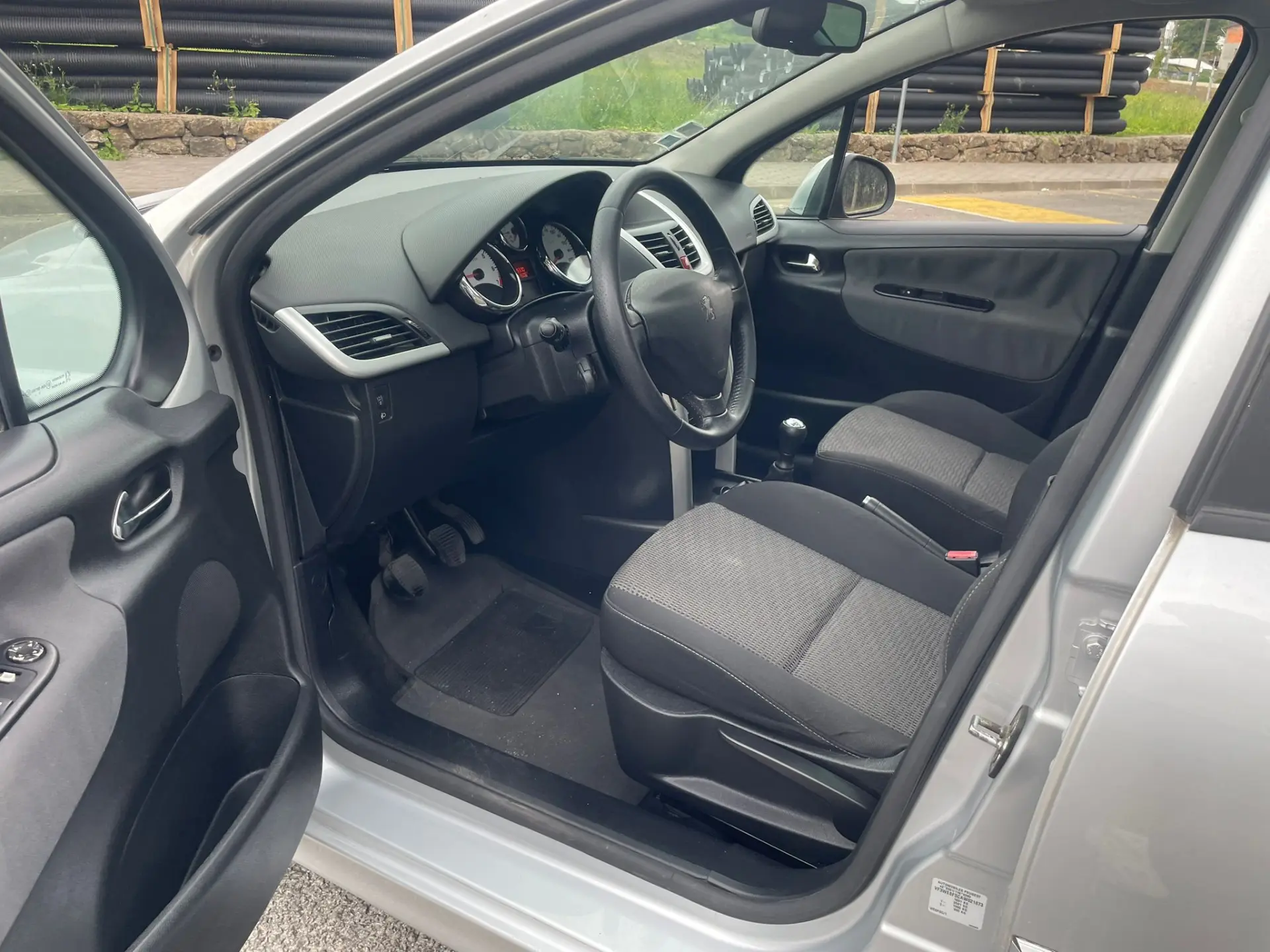 Peugeot 207 SW 10