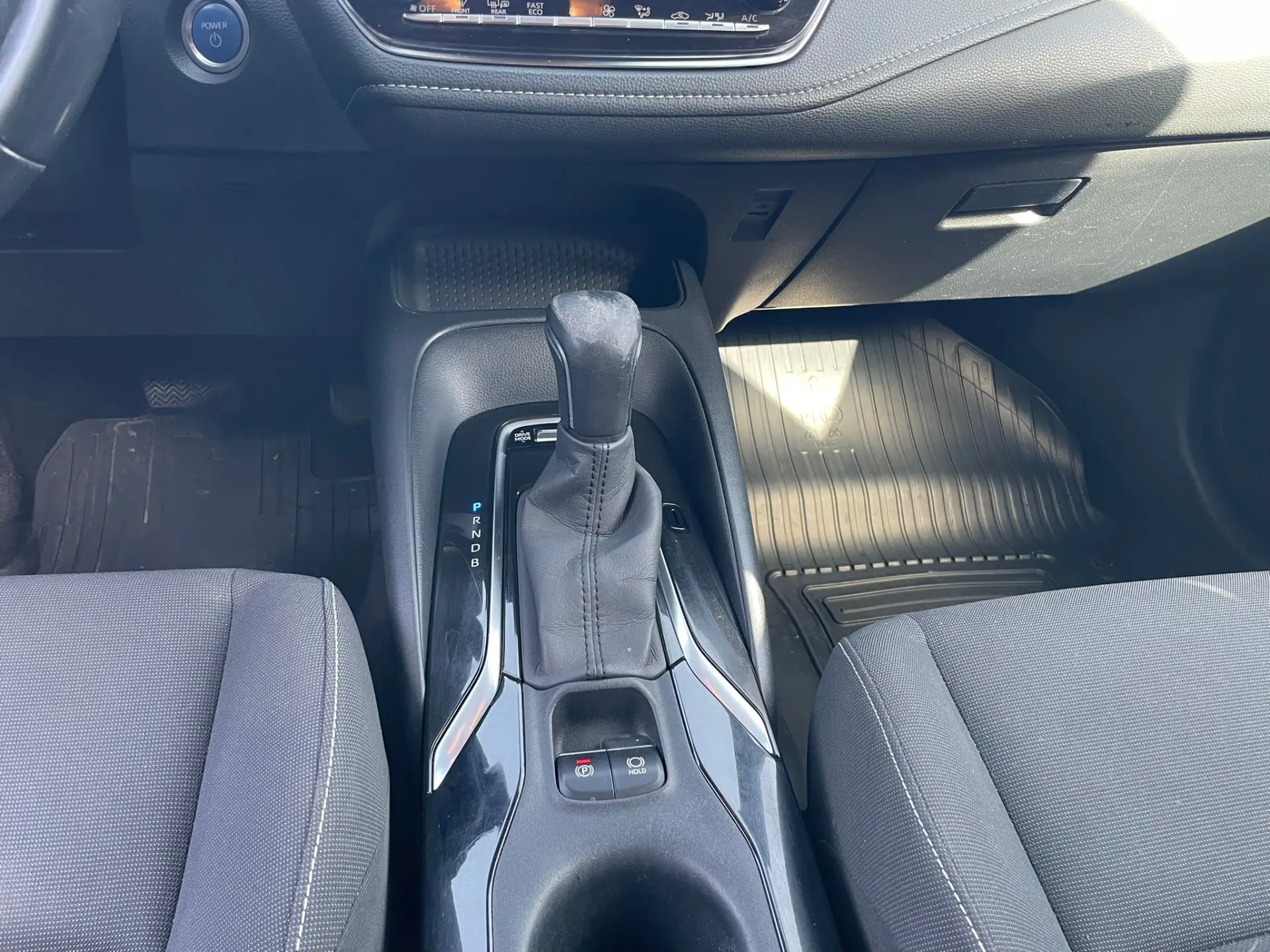 Toyota Corolla 16