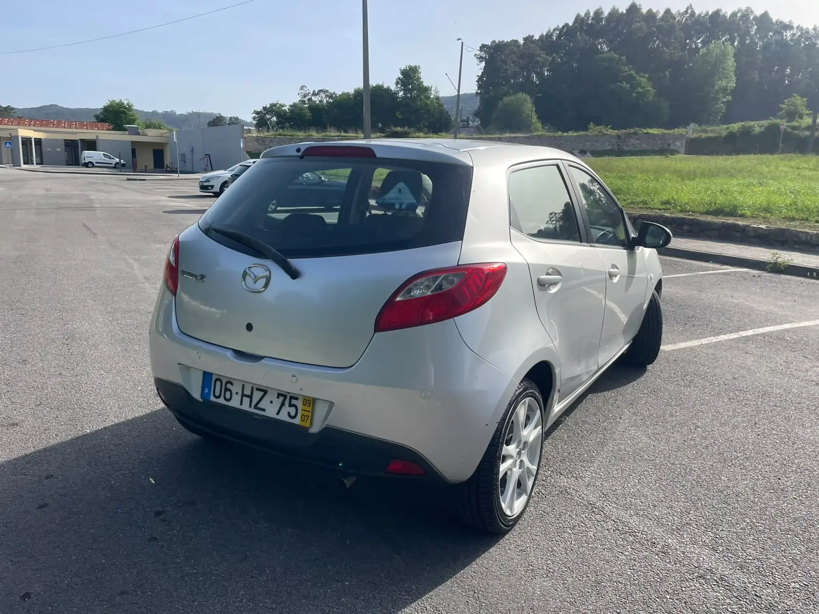 Mazda 2 5