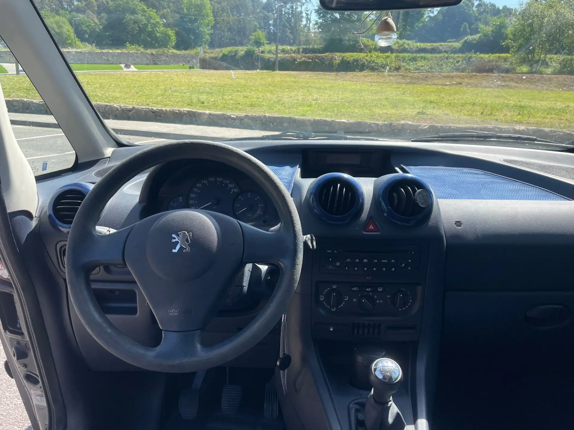 Peugeot 1007 2