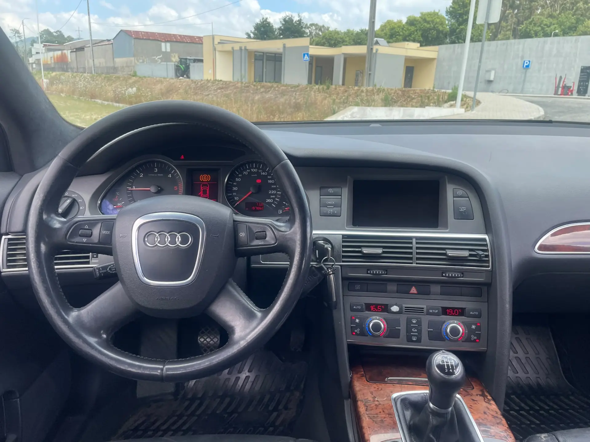 Audi A6 12