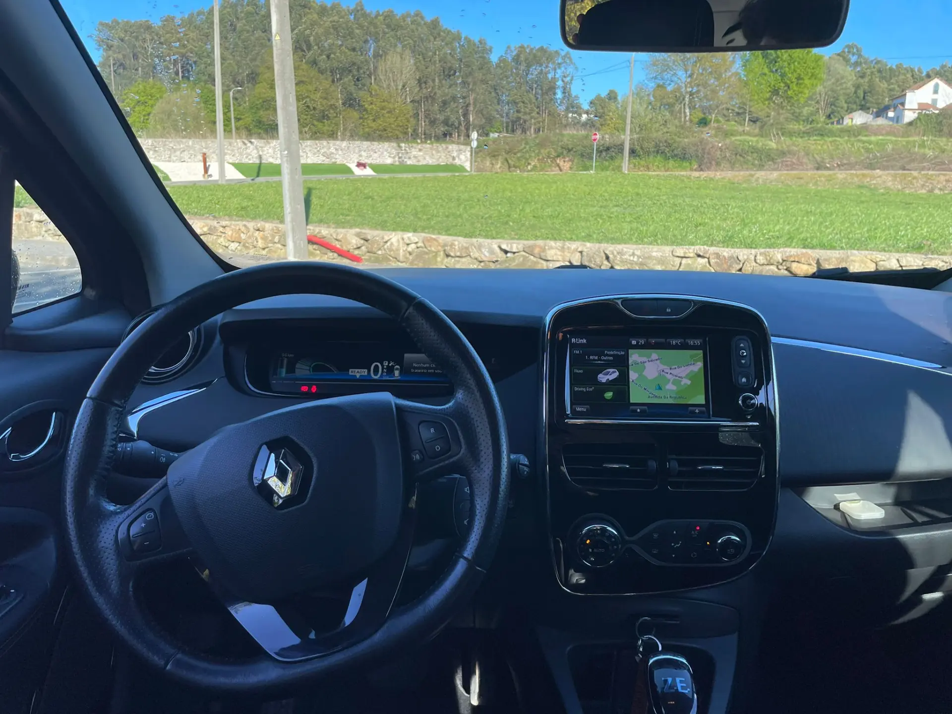 Renault Zoe 10