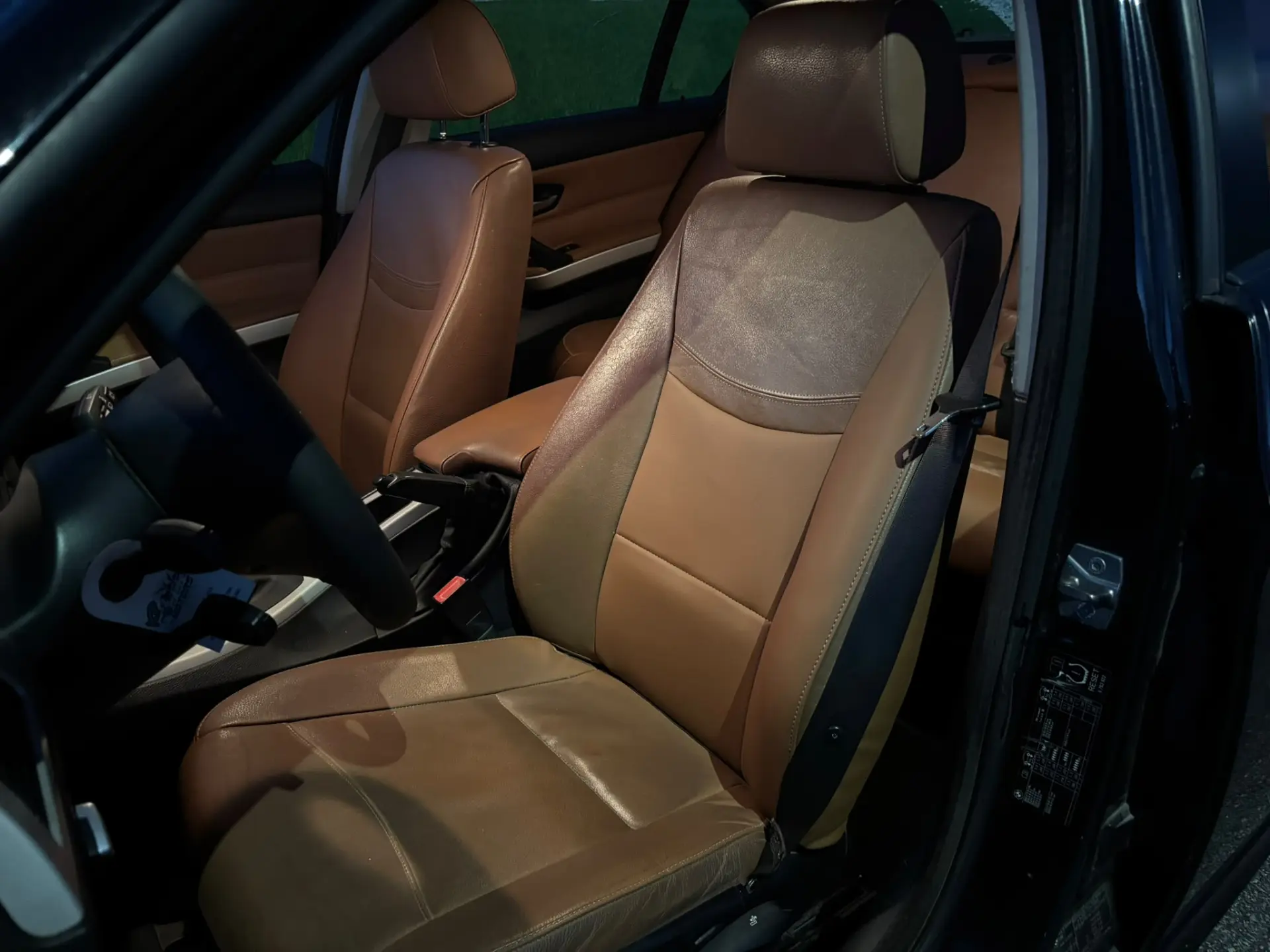 BMW 318 d 6