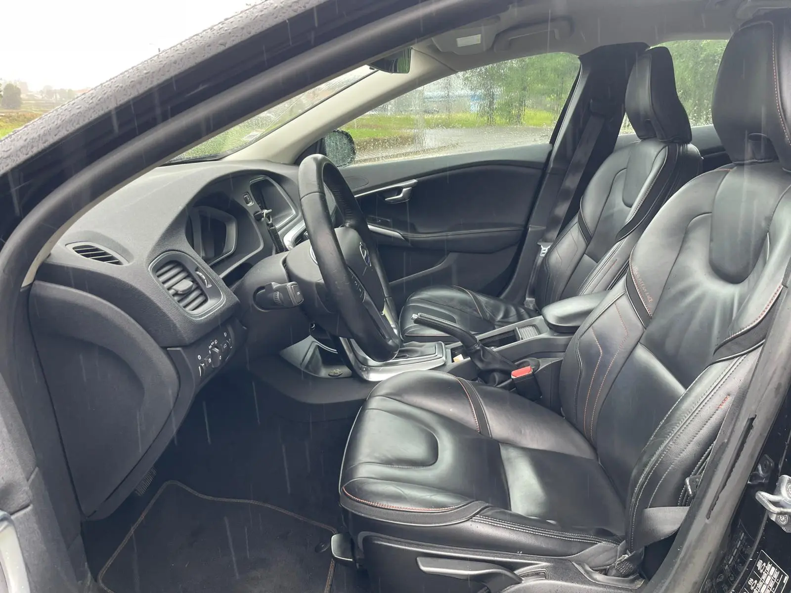 Volvo V40 Cross Country 10