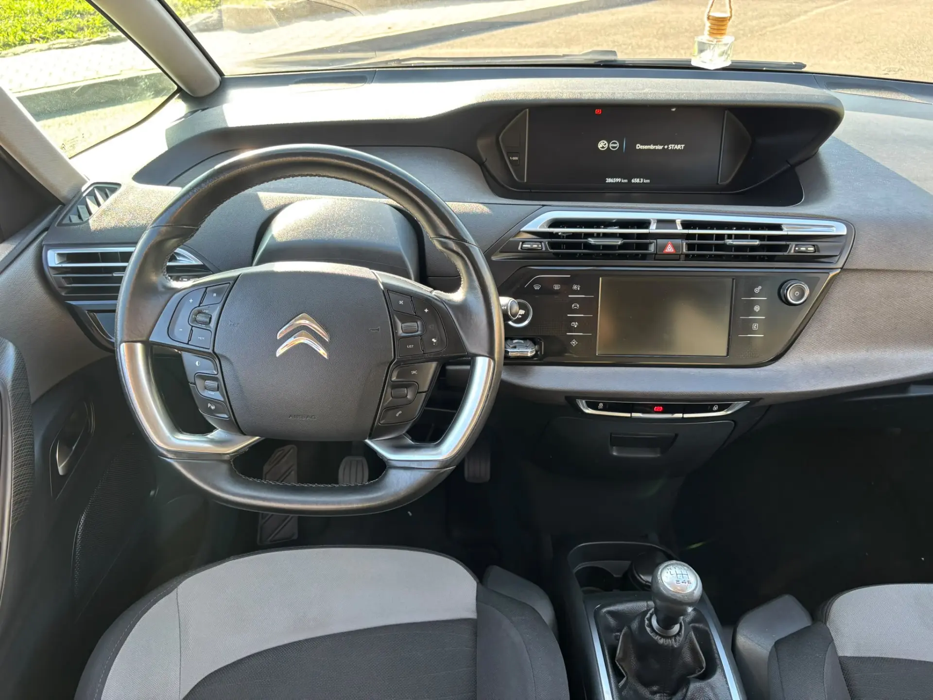 Citroen C4 Picasso 1.6 BlueHDi Exclusive 13