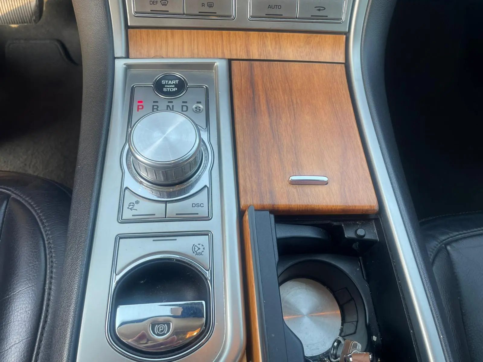 Jaguar XF 22