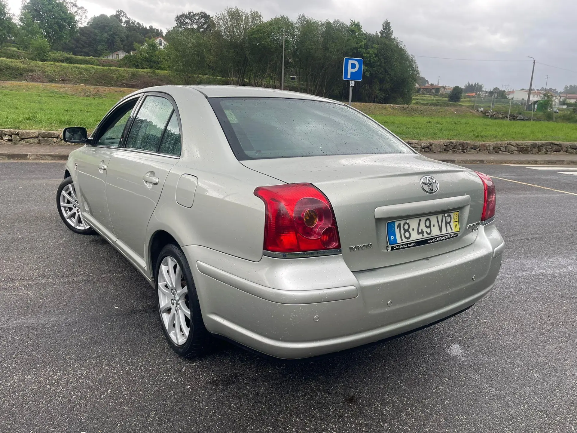Toyota Avensis 17