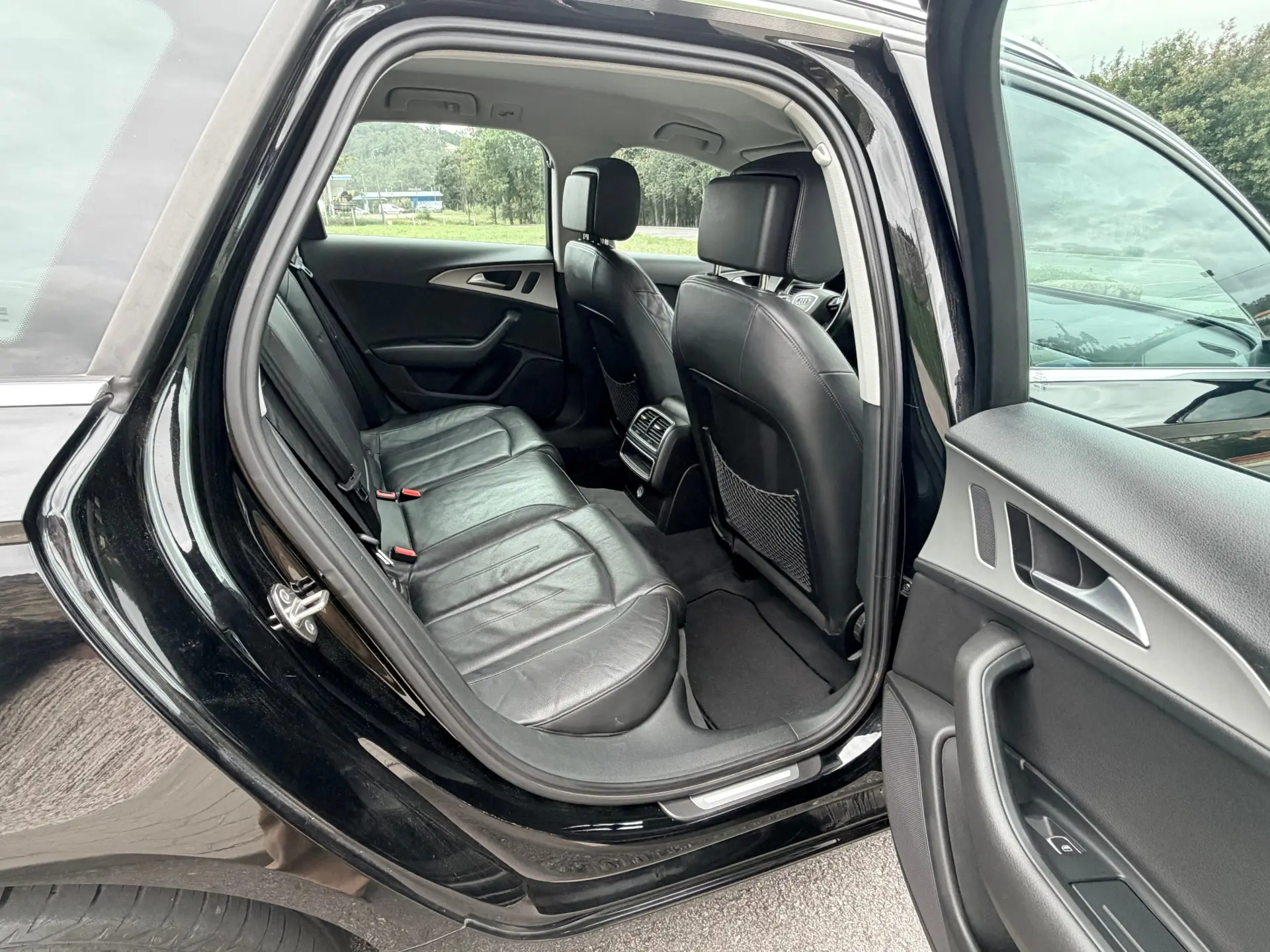 Audi A6 Avant 2.0 TDi Advance S tronic 11