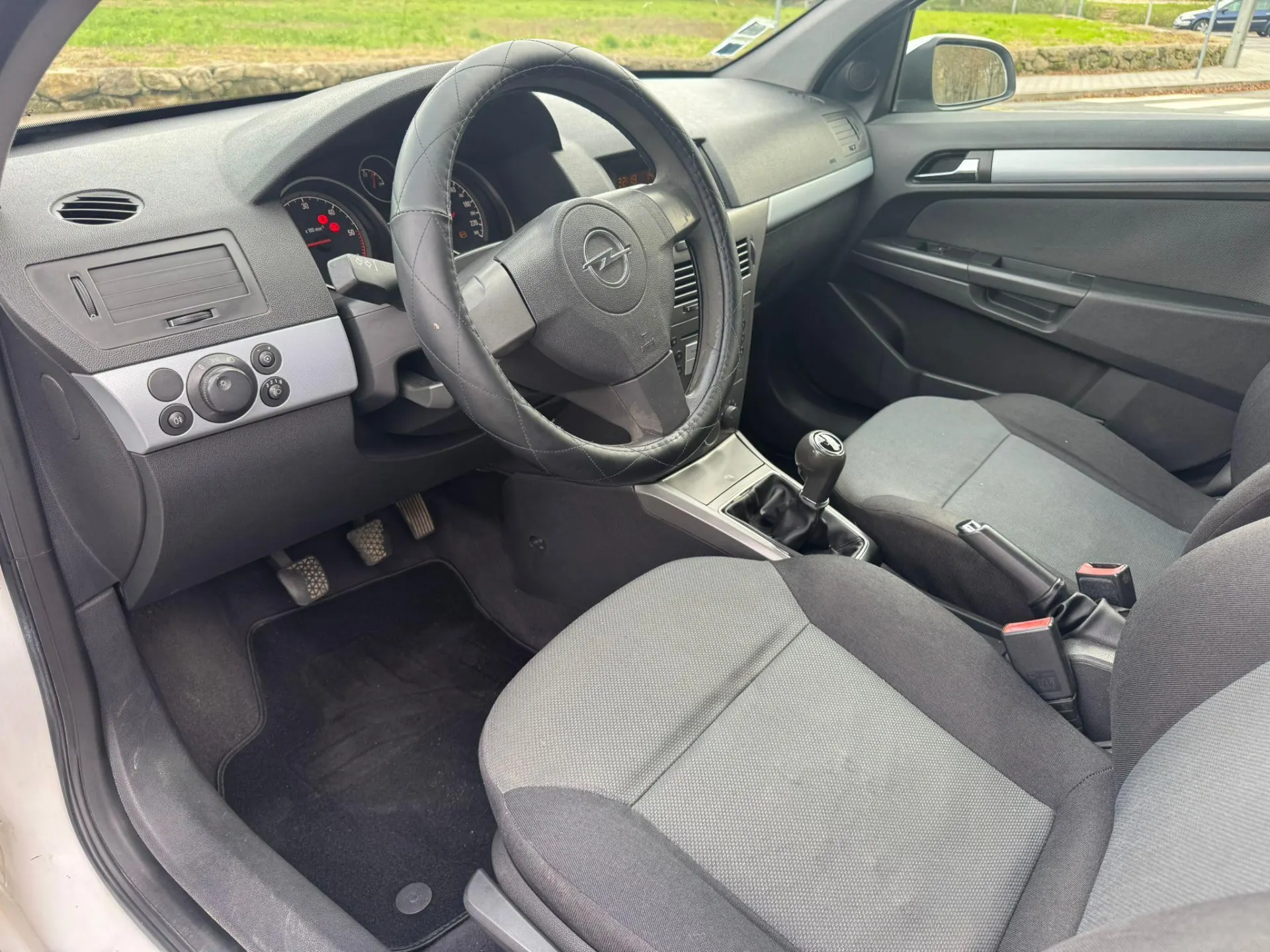 Opel Astra 16