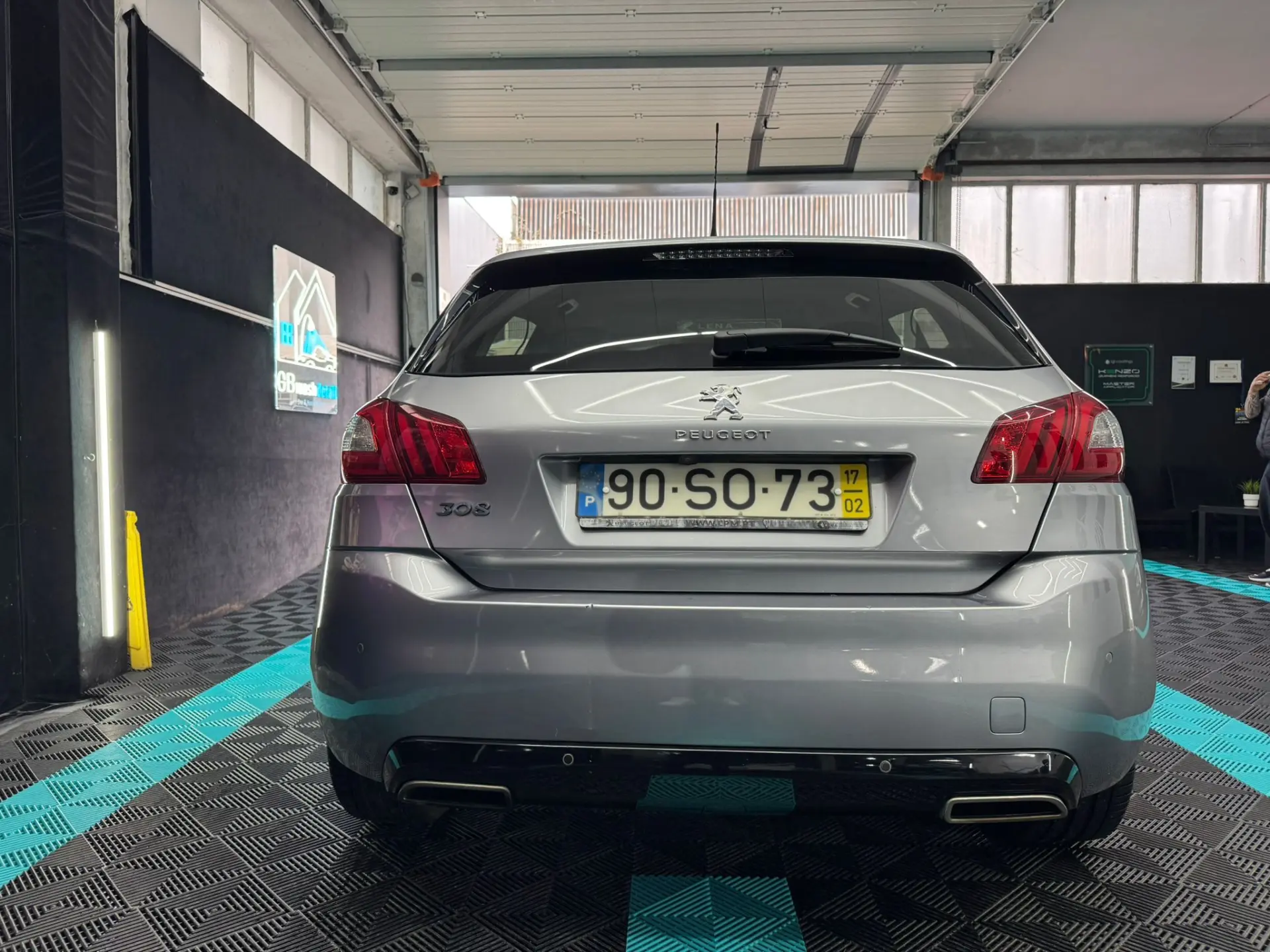 Peugeot 308 13