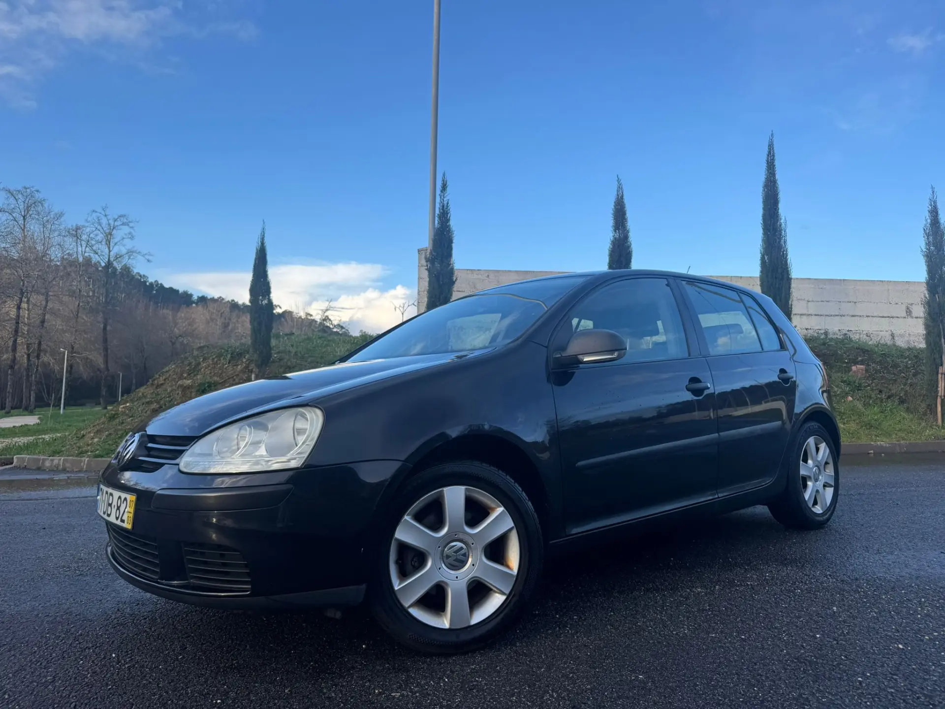 Volkswagen Golf 16