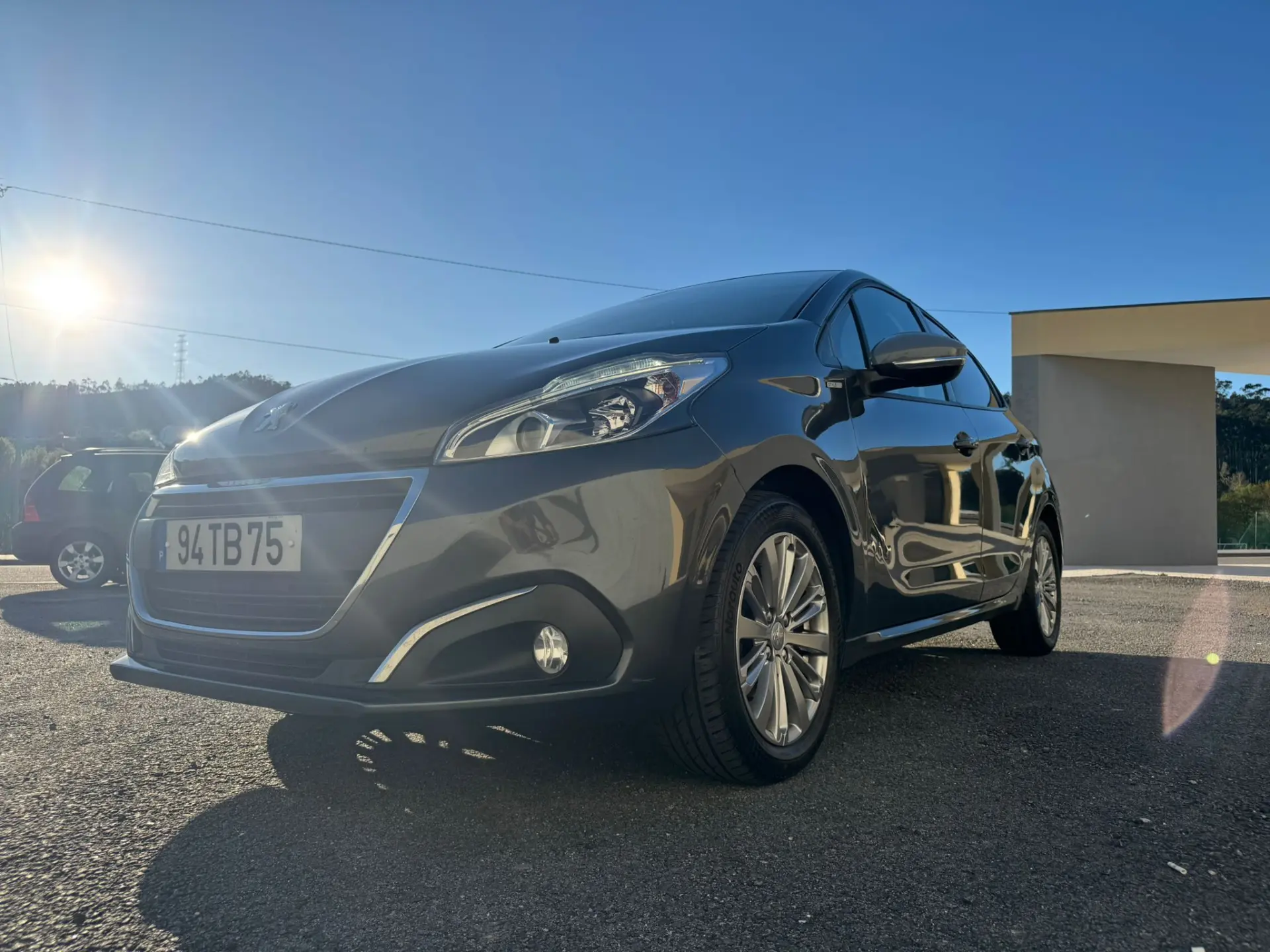 Peugeot 208 18