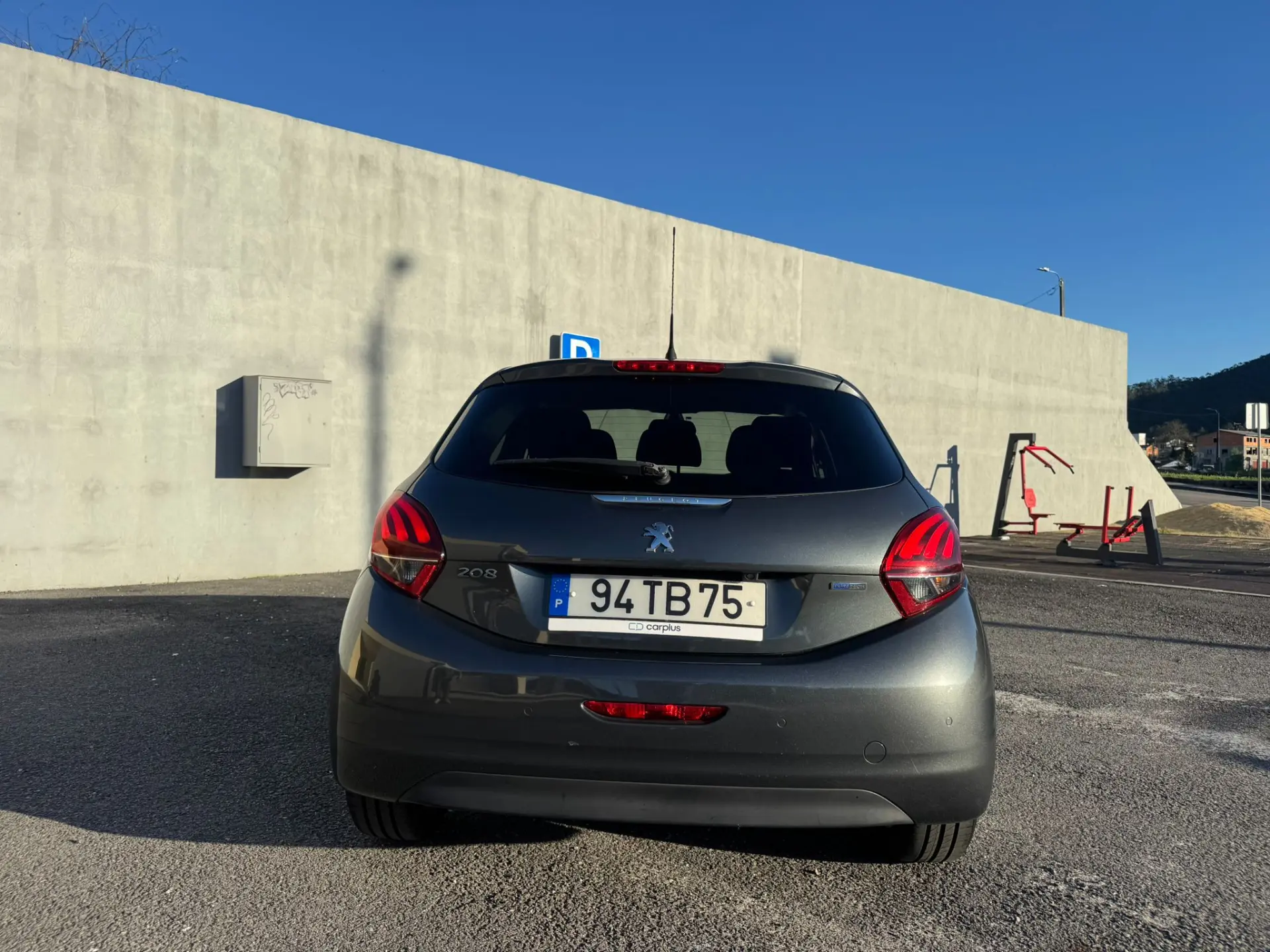 Peugeot 208 9