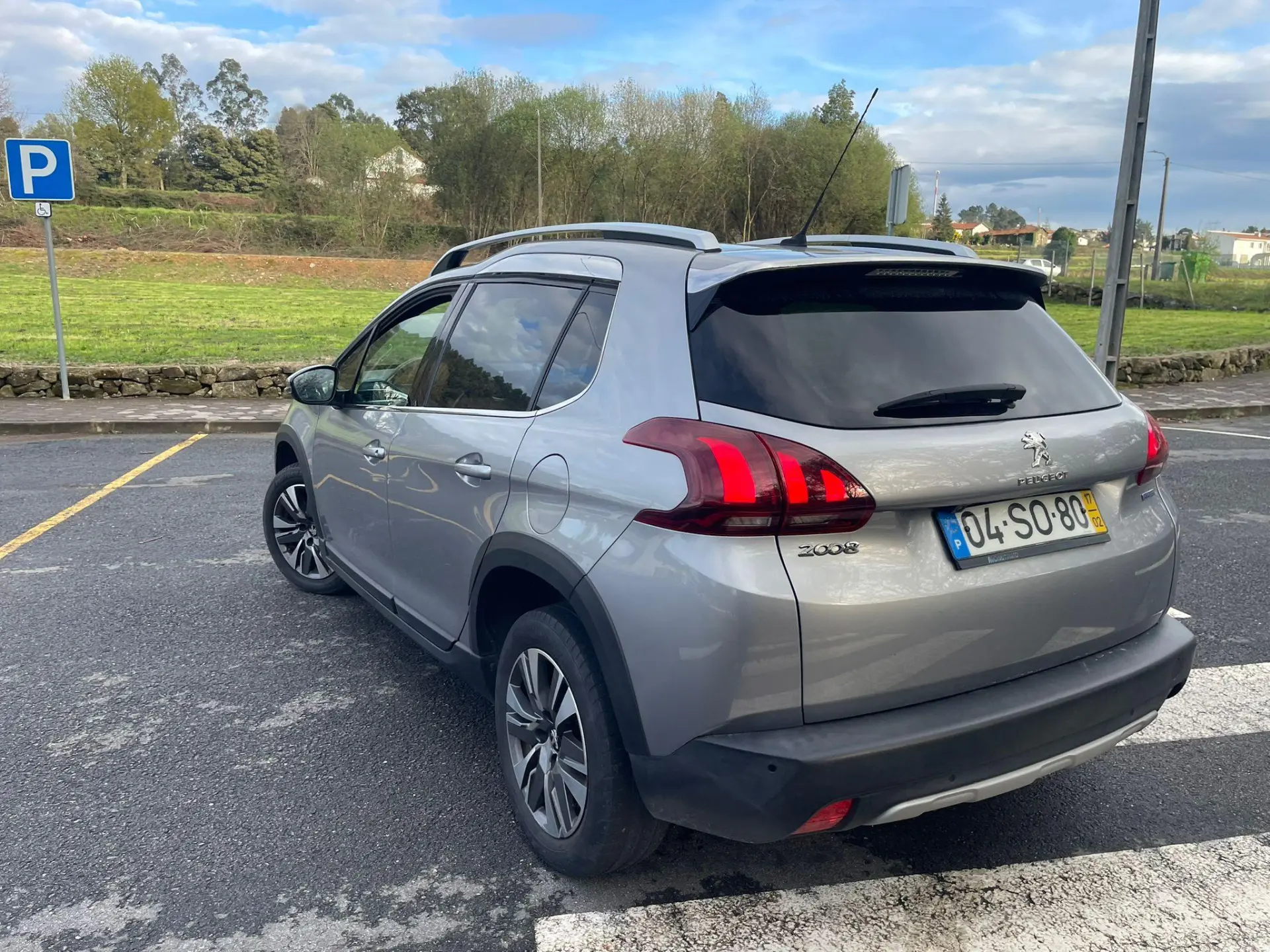 Peugeot 2008 1.2 PureTech Style 13