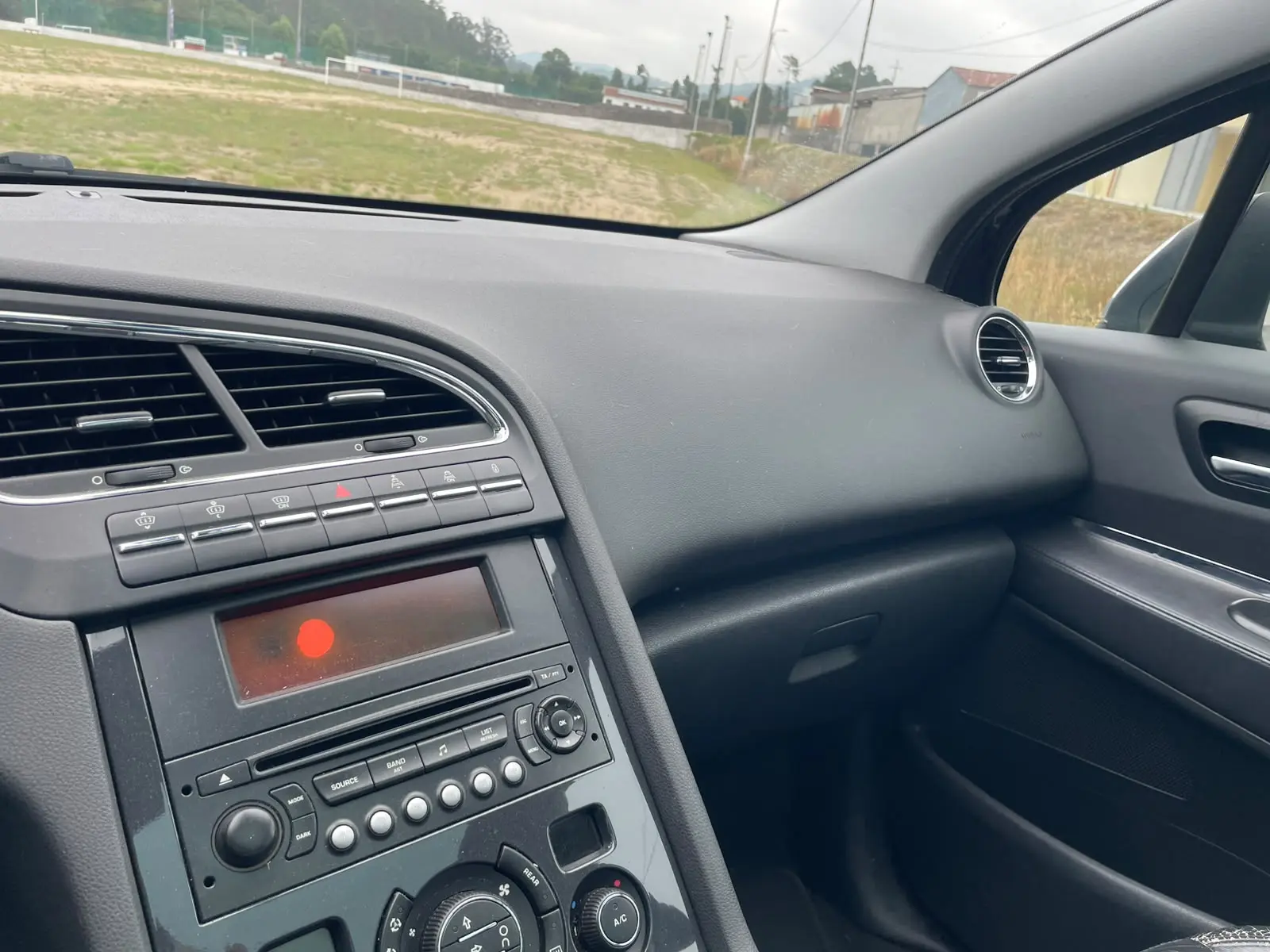 Peugeot 5008 3
