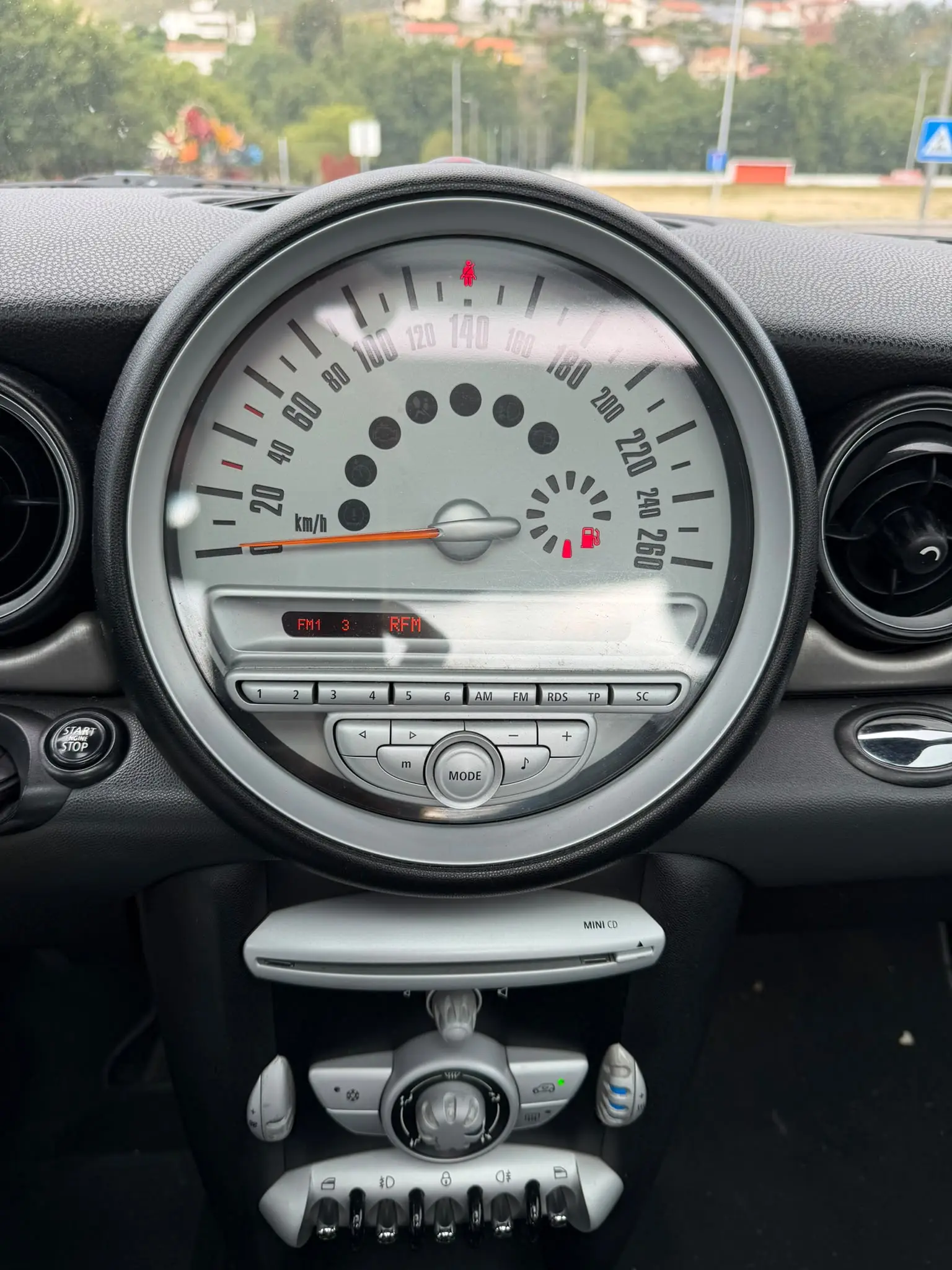 MINI Clubman Cooper D 12