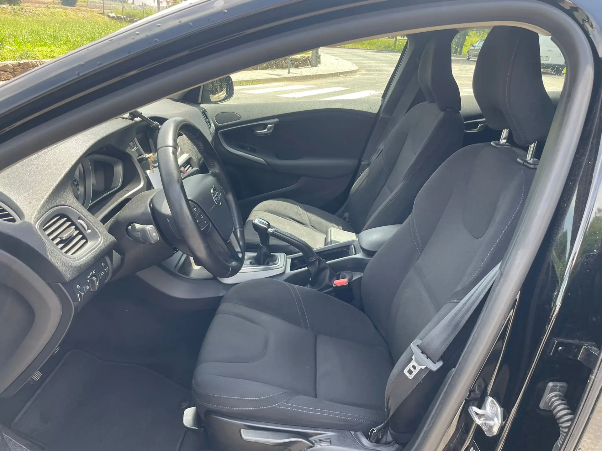 Volvo V40 10