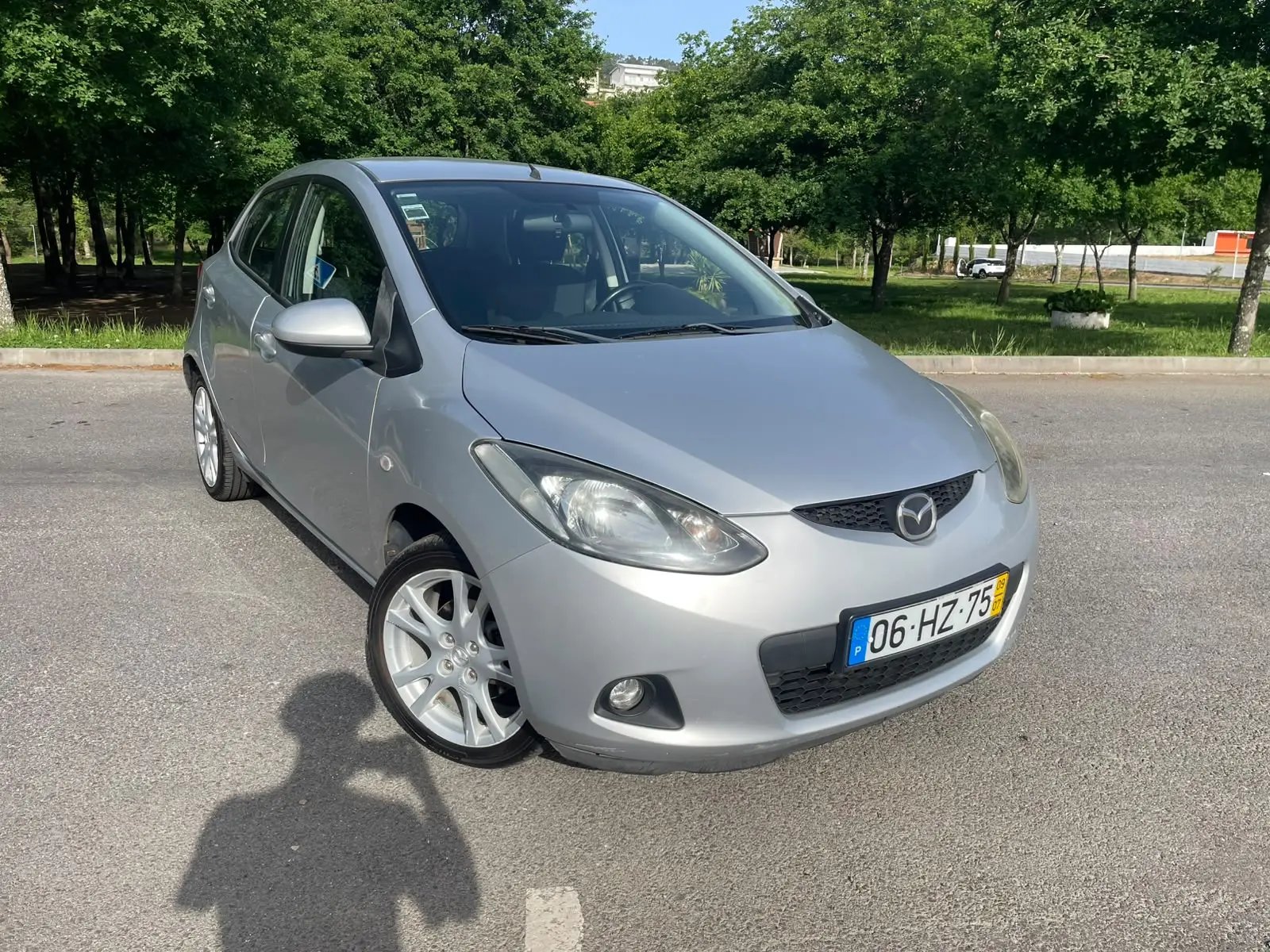 Mazda 2 3