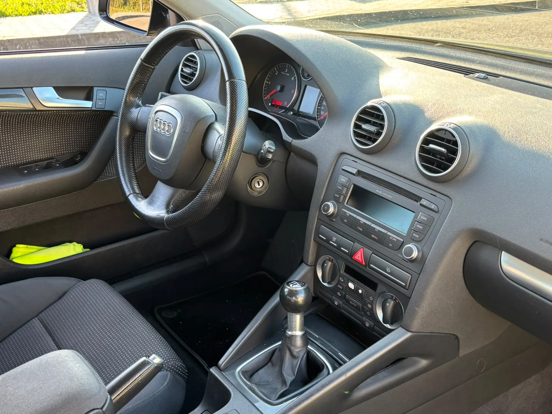 Audi A3 2.0 TDI Ambiente 8