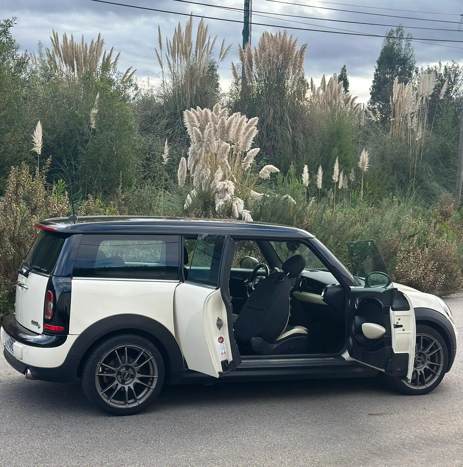 MINI Clubman Cooper D 8