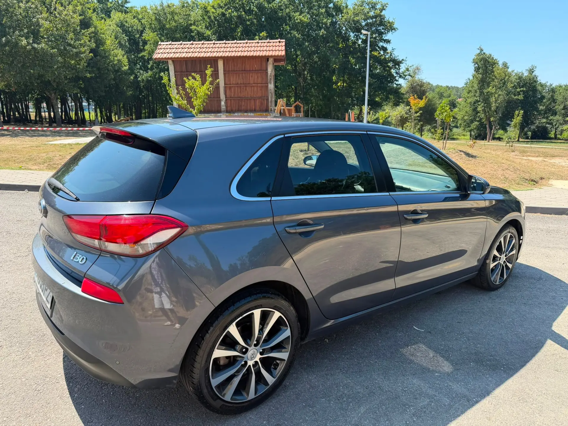 Hyundai i30 16
