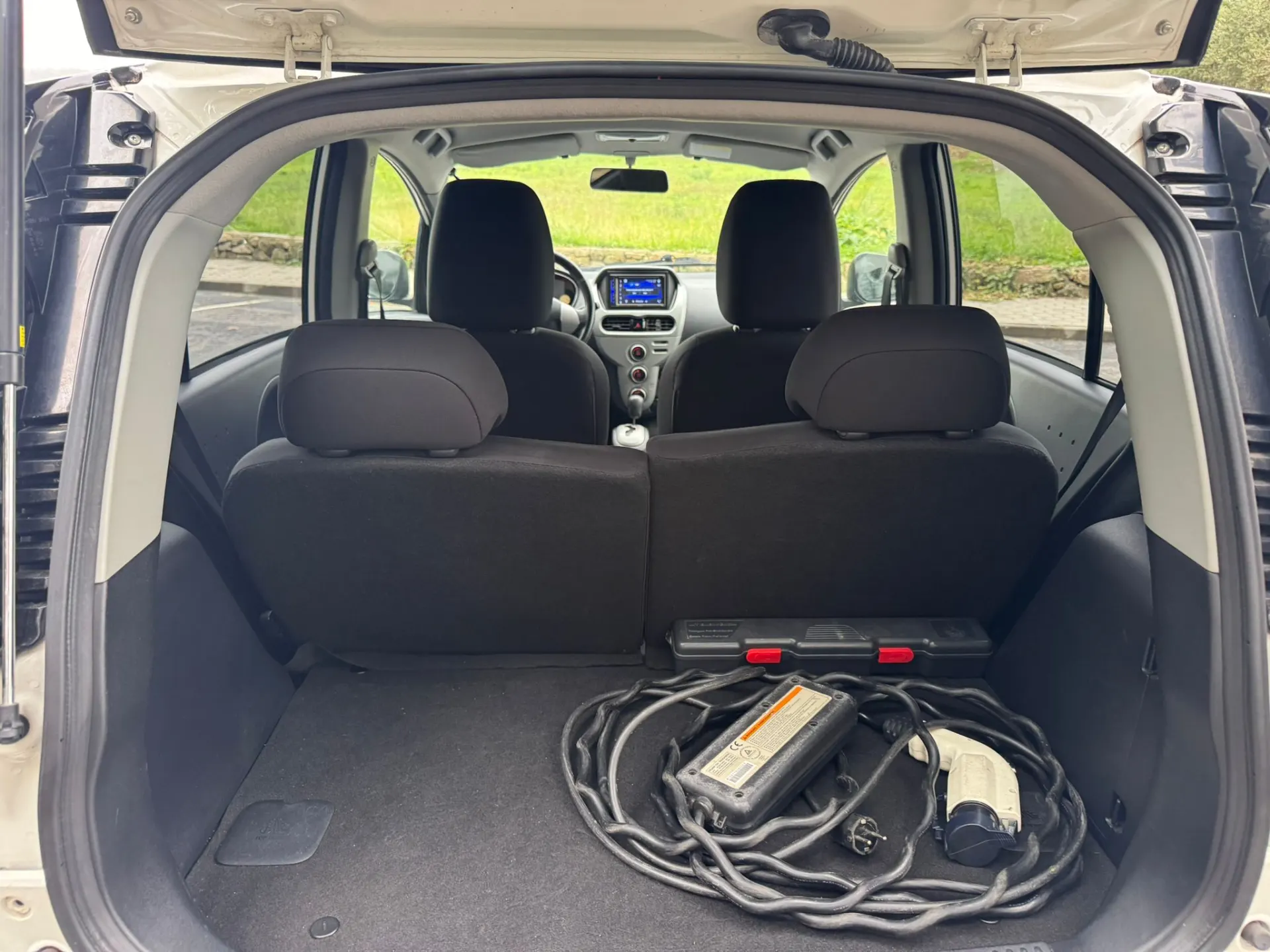 Mitsubishi i-MiEV 14