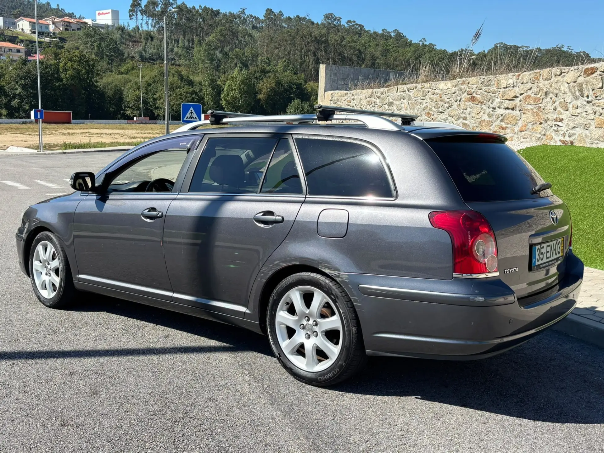 Toyota Avensis SW 2.0 D-4D Exclusive 12