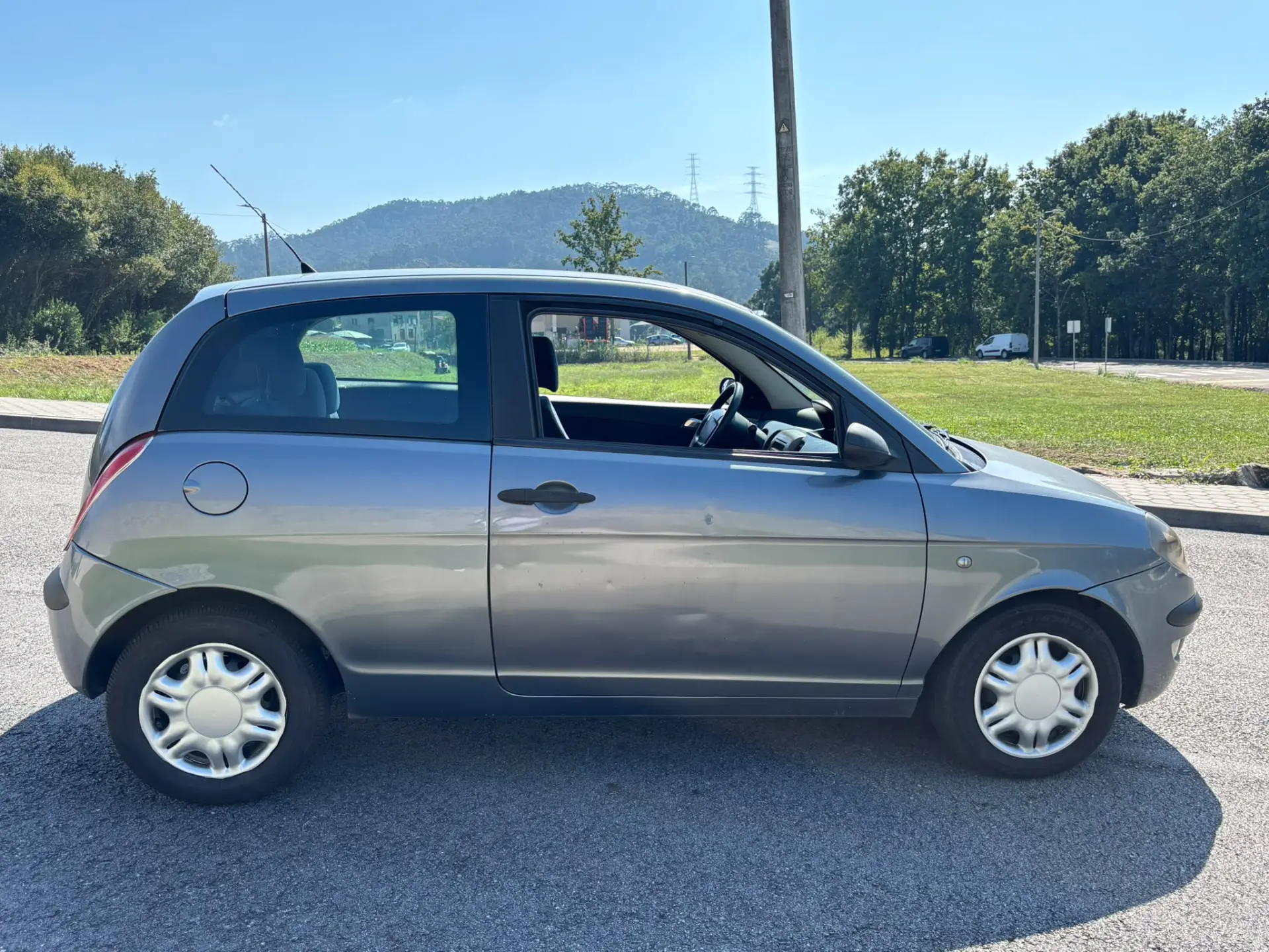 Lancia Ypsilon 8