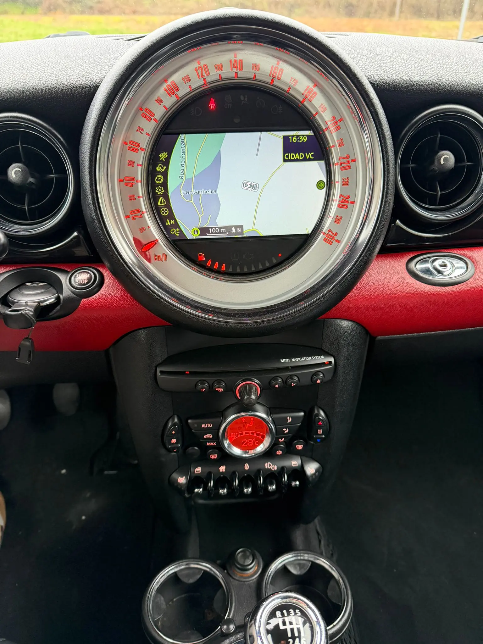 MINI Cabrio Cooper D 11