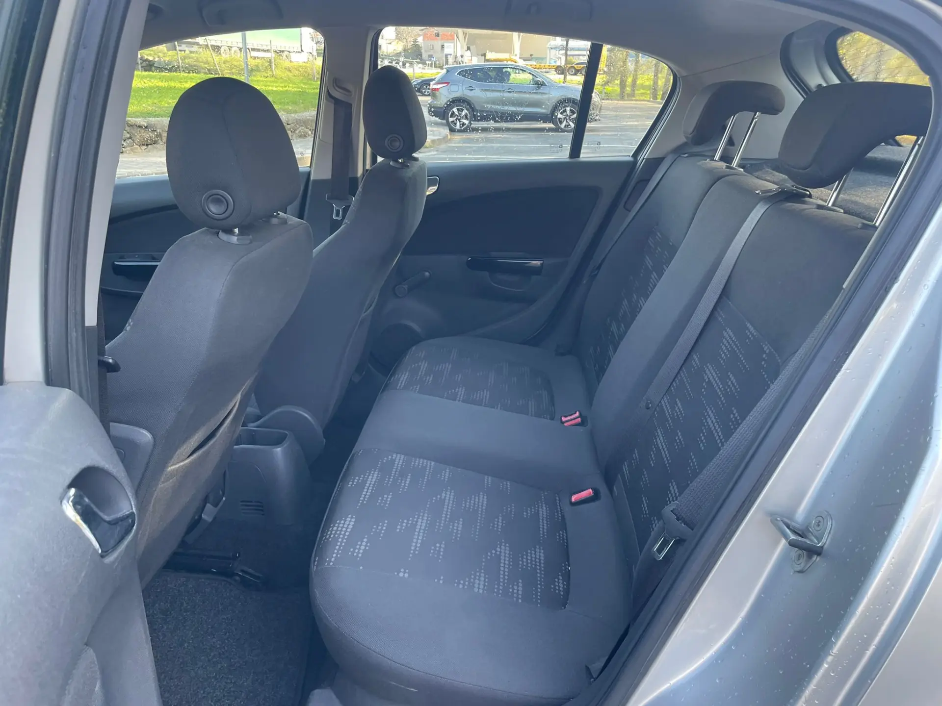 Opel Corsa 12