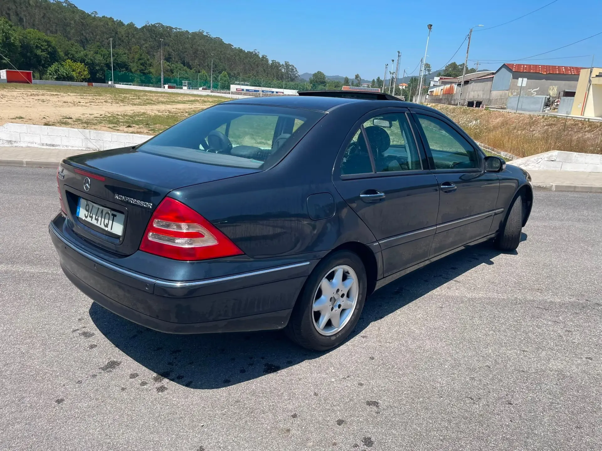 Mercedes-Benz C 200 11