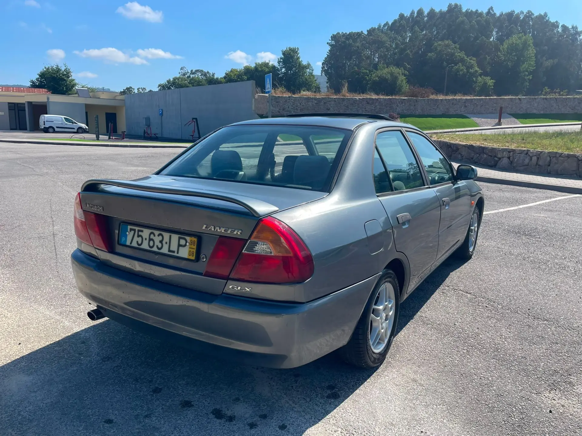 Mitsubishi Lancer 3
