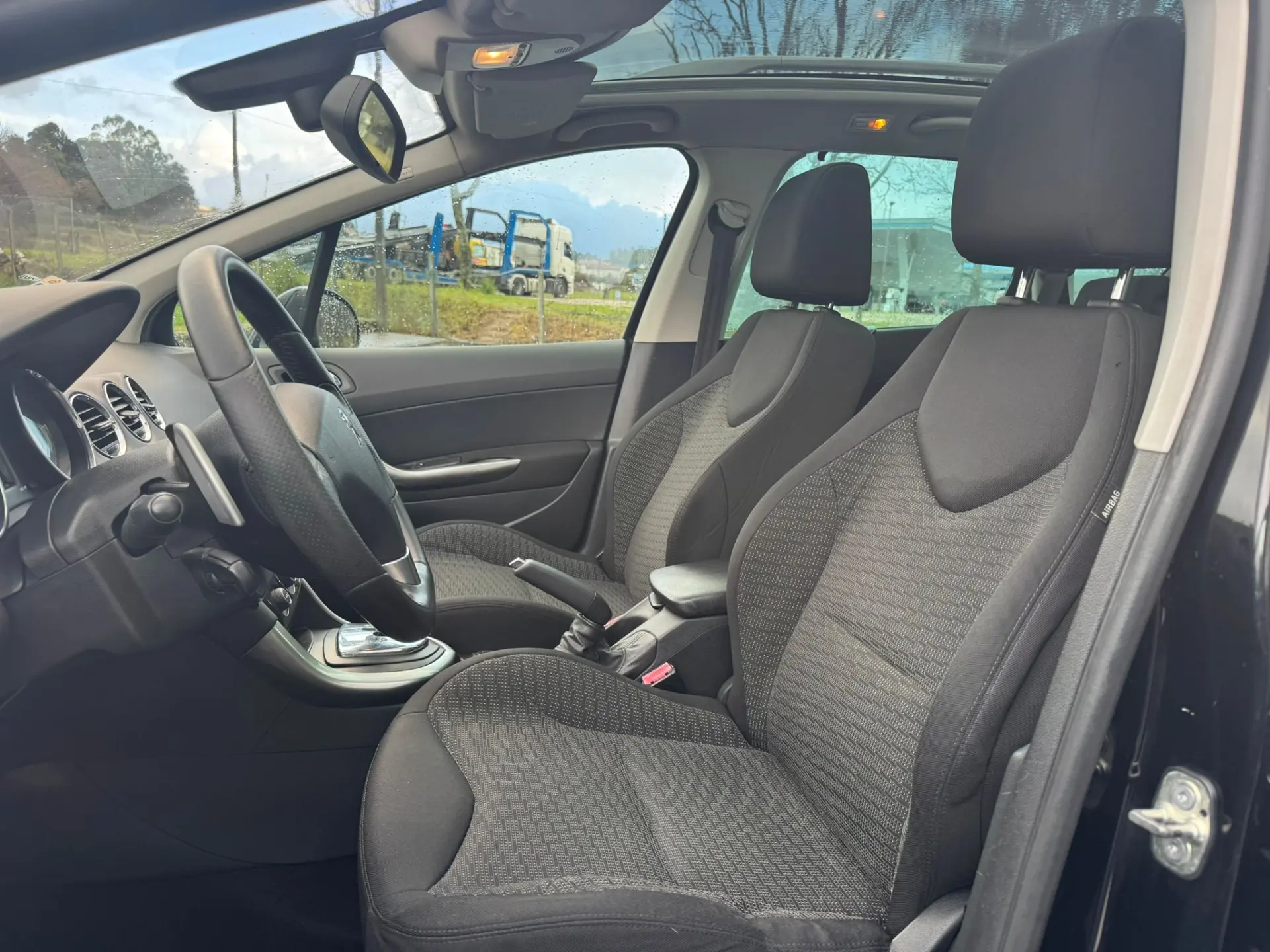Peugeot 308 2
