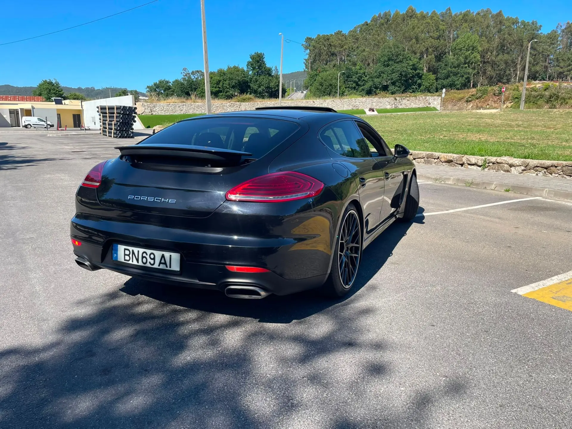 Porsche Panamera 11