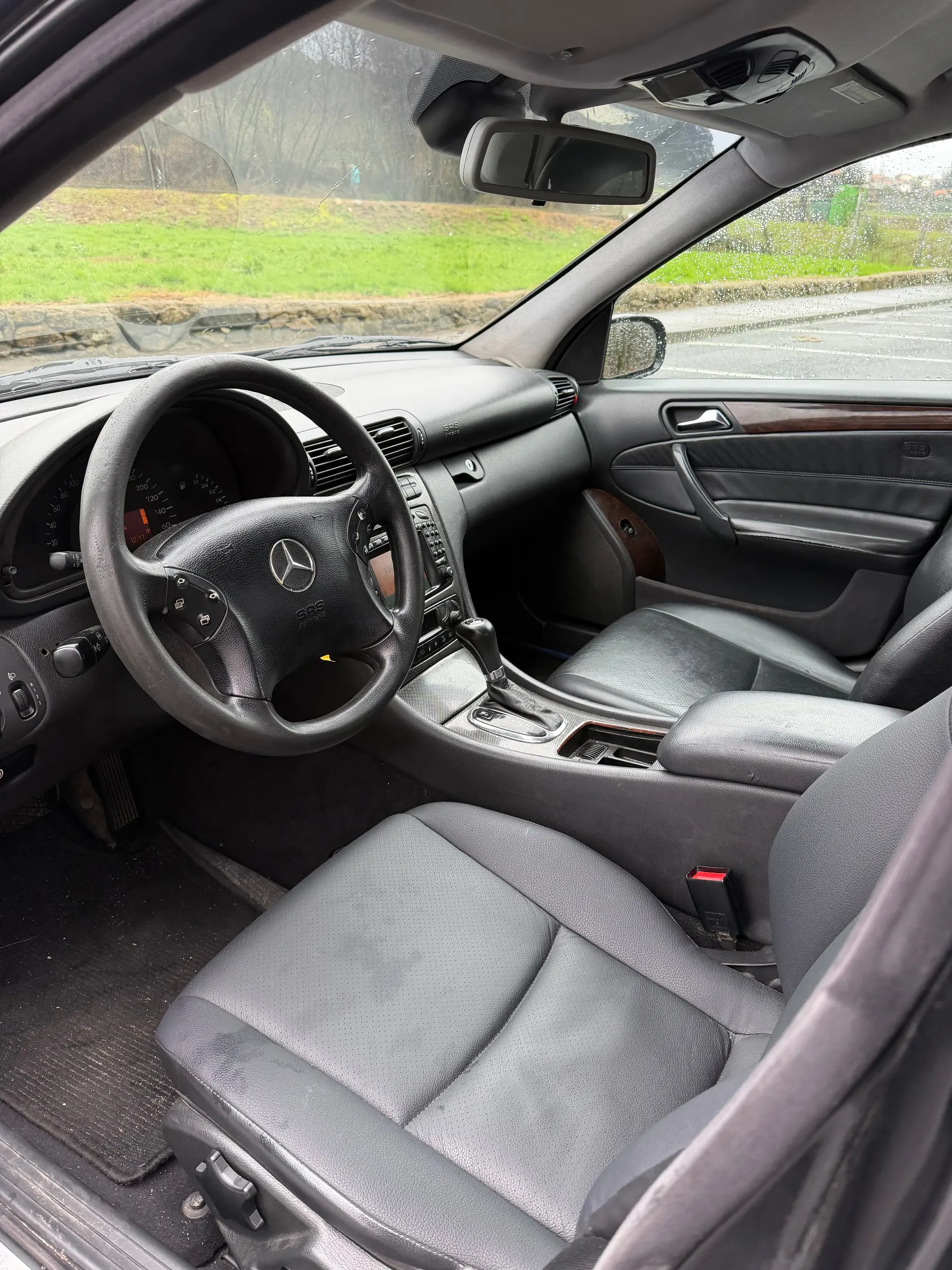 Mercedes-Benz C 270 16